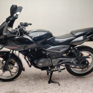 Bajaj Pulsar 220