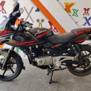 Bajaj Pulsar 220