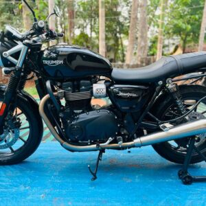 Triumph Street Twin