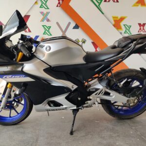Yamaha R15 V4
