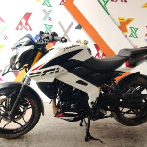 Bjaj Pulsar NS 200 abs