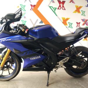 YAMAHA R15 V3
