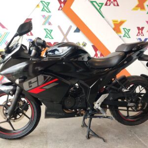 Suzuki Gixxer SF