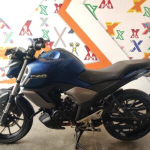 Yamaha FZ S