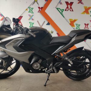 Bajaj Pulsar RS 200